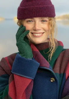 Fingervante i ull - mörkgrön