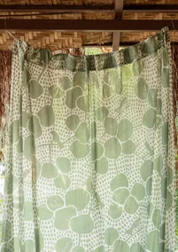 Gardin "Galapagos" i ekologisk bomull - dovgrön